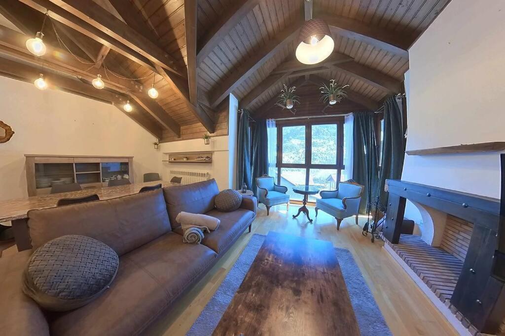 El Refugio De Tena - Tucasaenlospirineos إسكارييا المظهر الخارجي الصورة